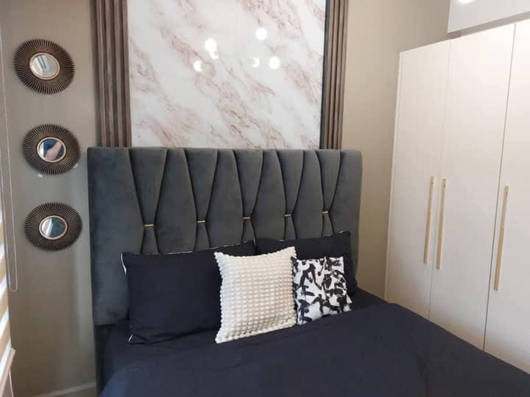 3 Bedroom w/ Parking Serendra 2 Red Oak Tower - photo 3