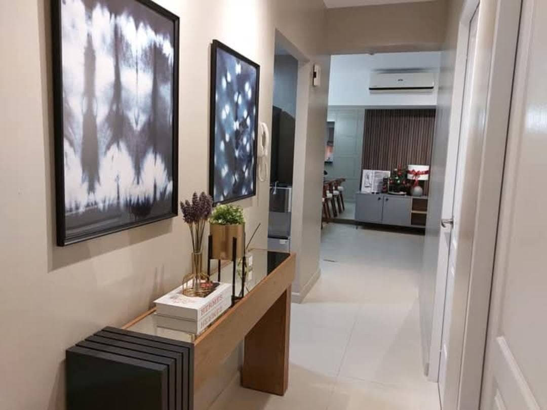 3 Bedroom w/ Parking Serendra 2 Red Oak Tower - photo 4