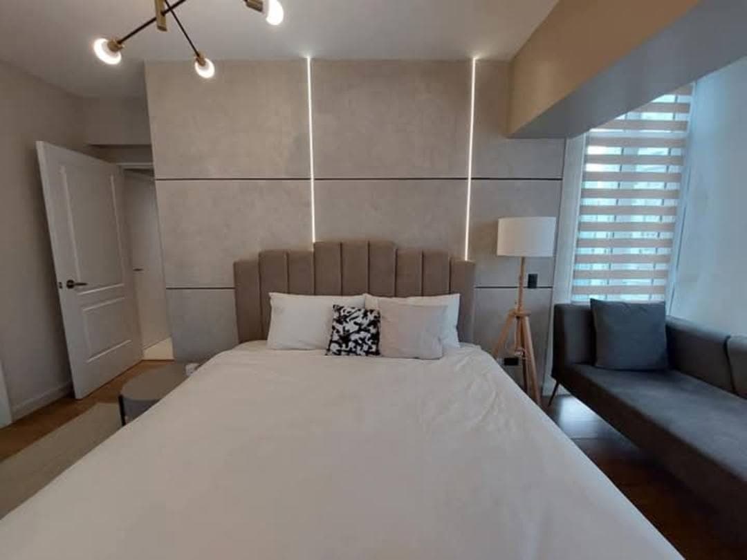 3 Bedroom w/ Parking Serendra 2 Red Oak Tower - photo 6