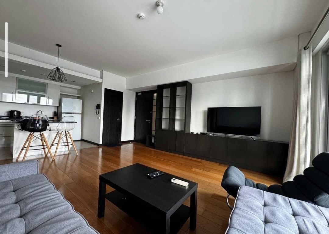 For Lease: Fully Furnished 1BR with balcony at One Serendra East Tower, BGC - photo 2