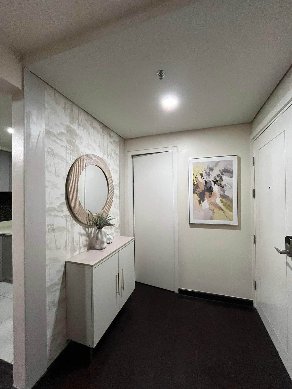 Twin Oaks Place (East Tower) - photo 2