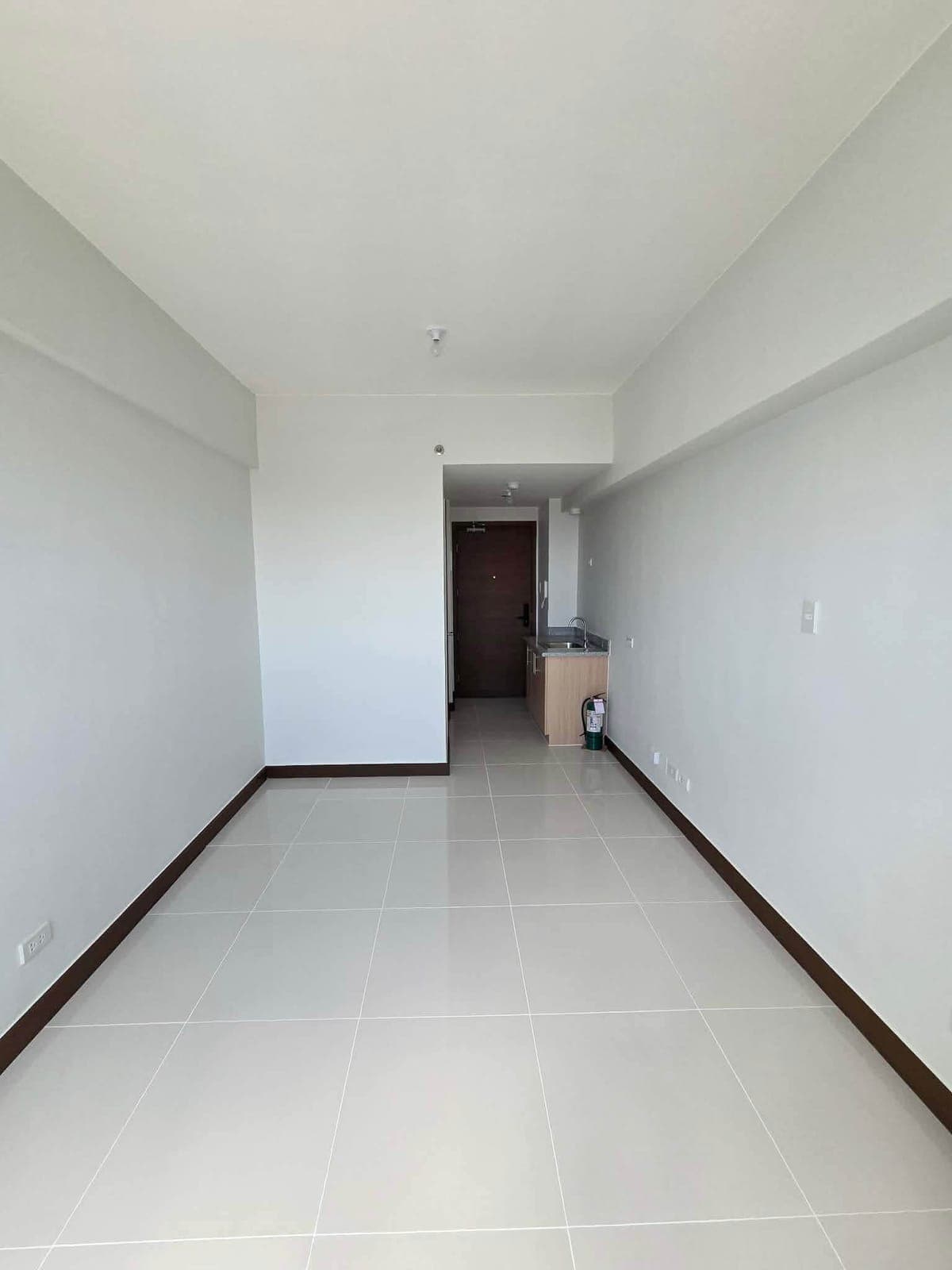 Quantum Residences (Tower 1) - photo 5