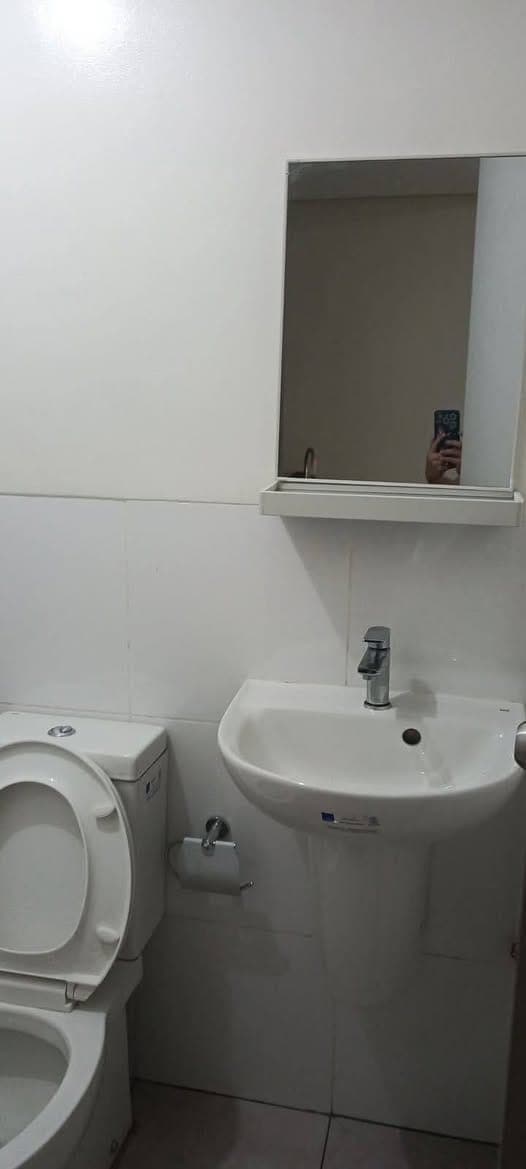 STUDIO UNIT FOR RENT NEAR PHILIPPINE HEART CENTER AND UP TECHNOHUB - photo 4