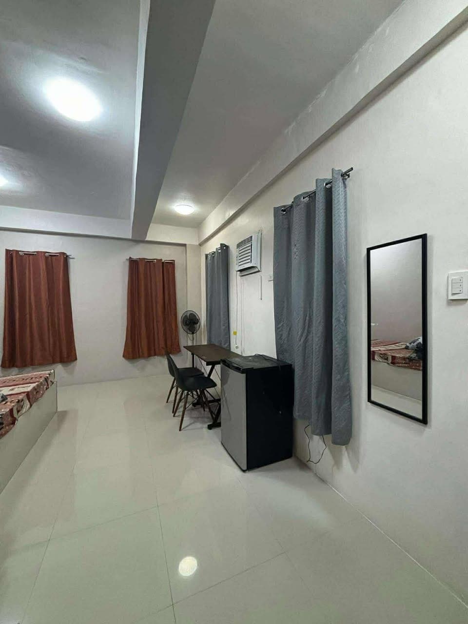 Unit for rent 2nd&3rd floor (12,000monthly) available end of april - photo 4