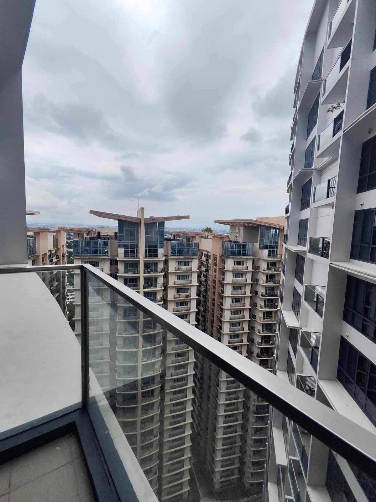 The Florence 1BR 1BA with parking for rent/sale! - photo 7