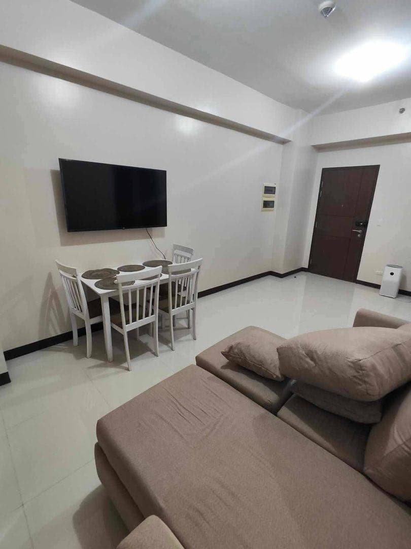 The Florence 1BR 1BA with parking for rent/sale! - photo 8