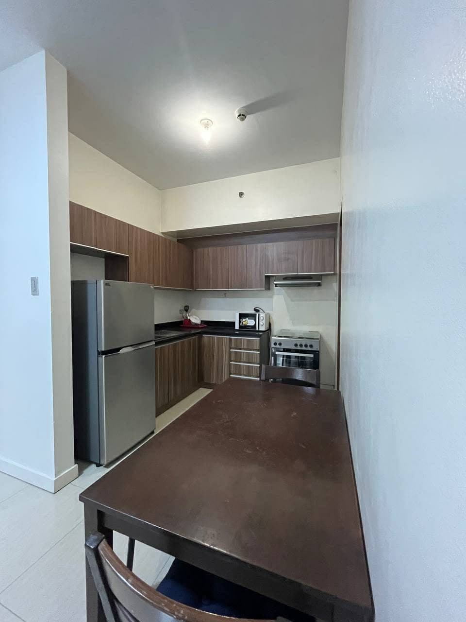 ✨ FOR LEASE | REFINED CITY LIVING ✨ - photo 5