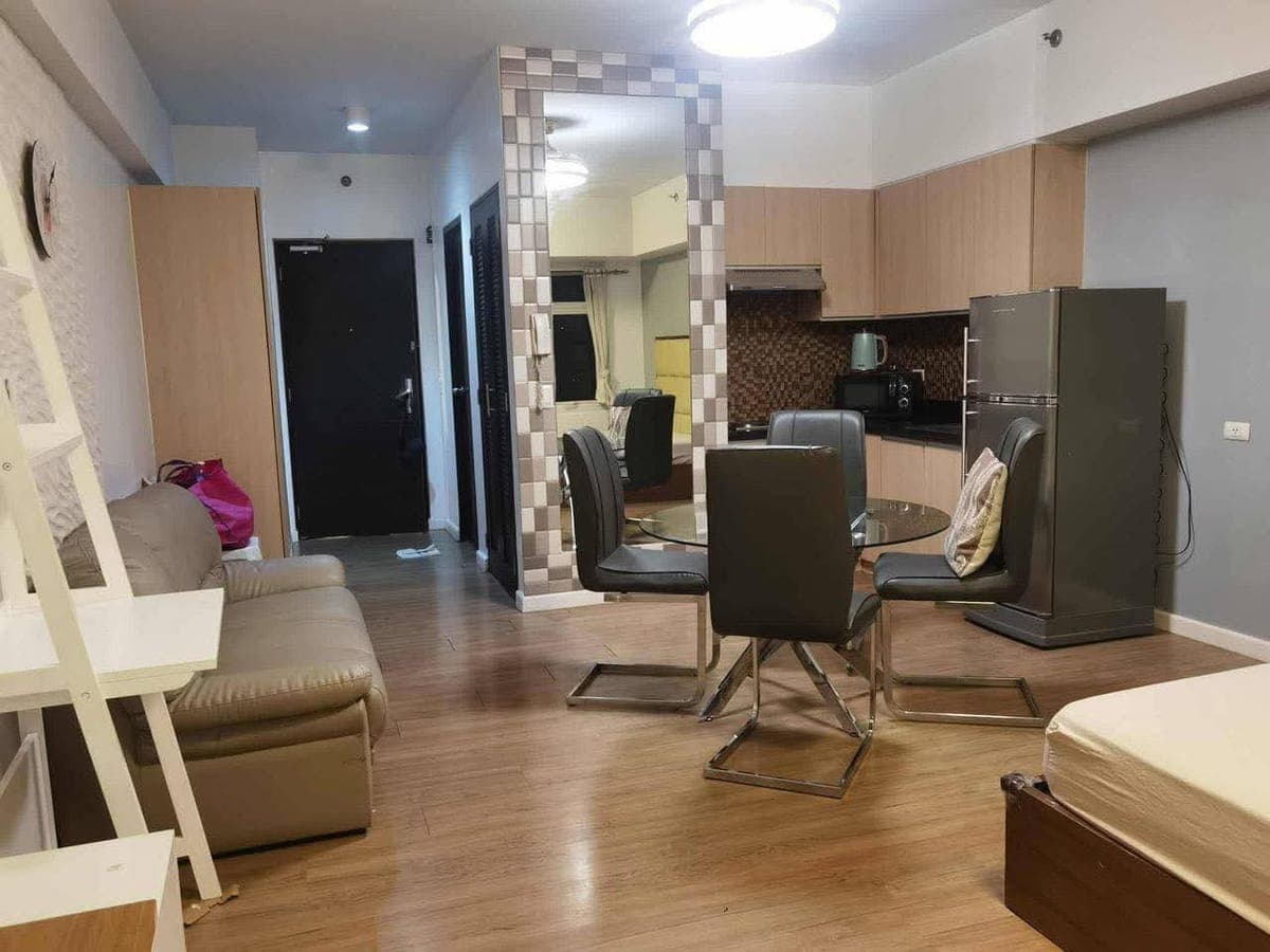 The Meranti at Two Serendra for Rent - photo 2