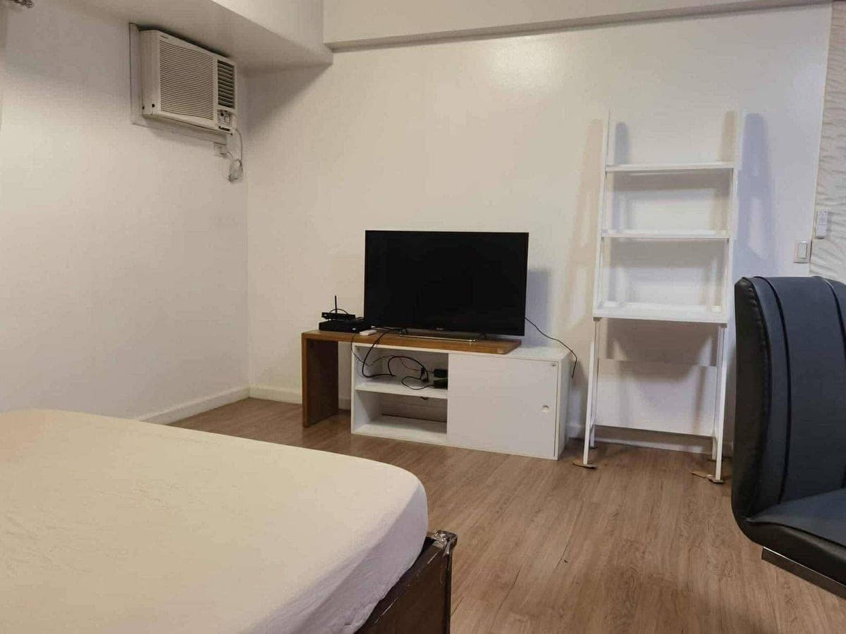 The Meranti at Two Serendra for Rent - photo 5