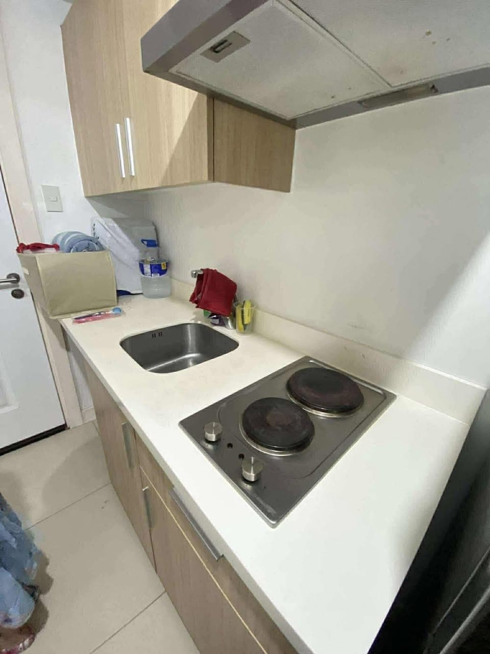 FOR RENT: ₱15,000/month. | Inclusive association dues - photo 3