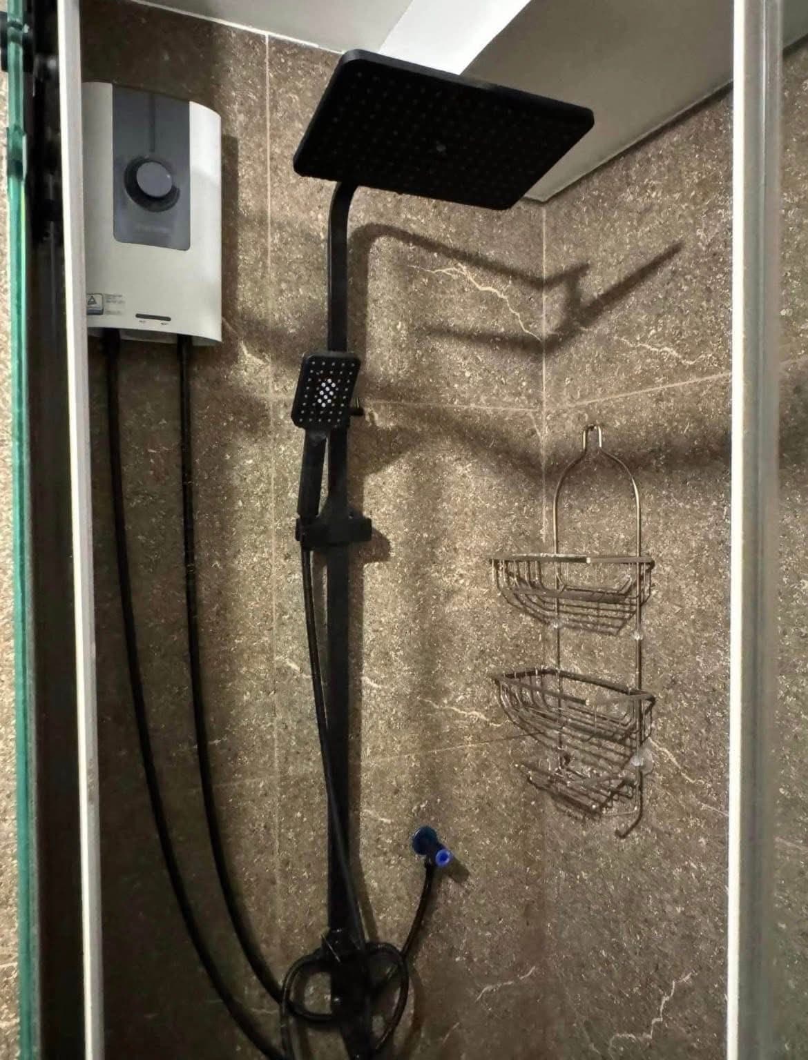 For Lease: Fully Furnished 1 BR at Avida Turf Tower BGC, Taguig City - photo 3