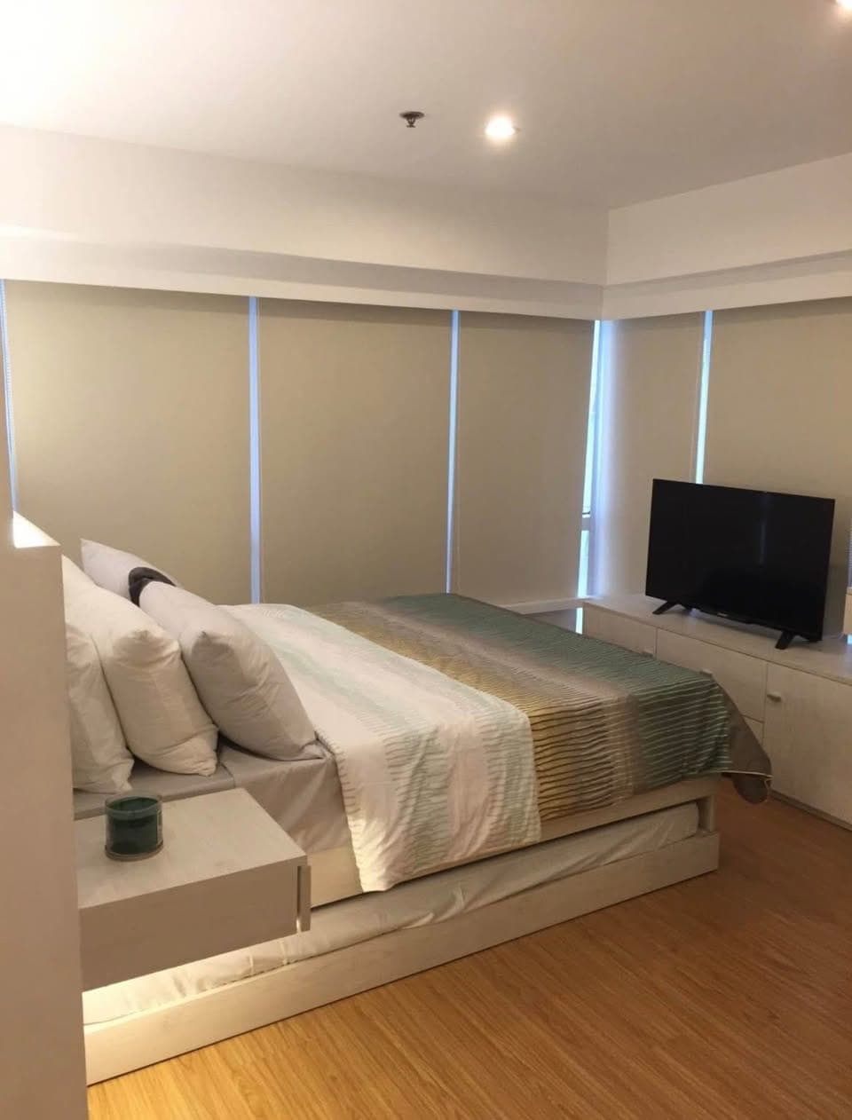 For Lease & For Sale: Fully Furnished and 1 BR at Fort Victoria, BGC, Taguig City - photo 3