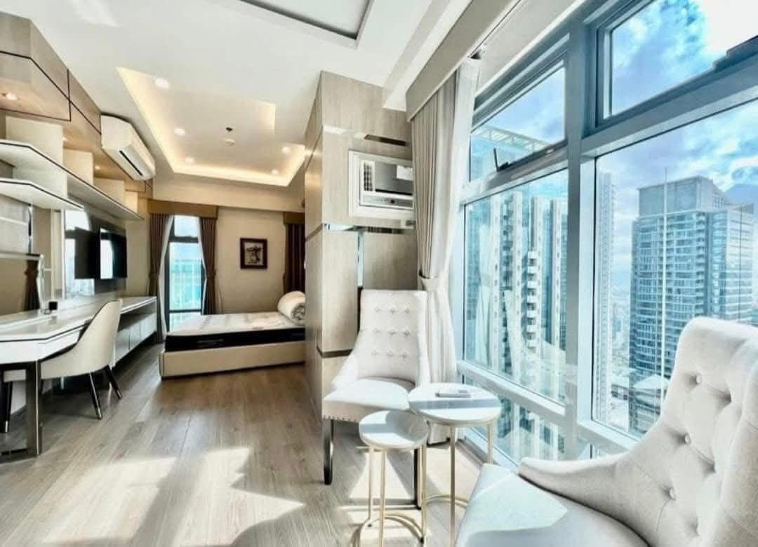 For Lease: Fully Furnished 2 Bedroom in Park West BGC, Taguig City - photo 2