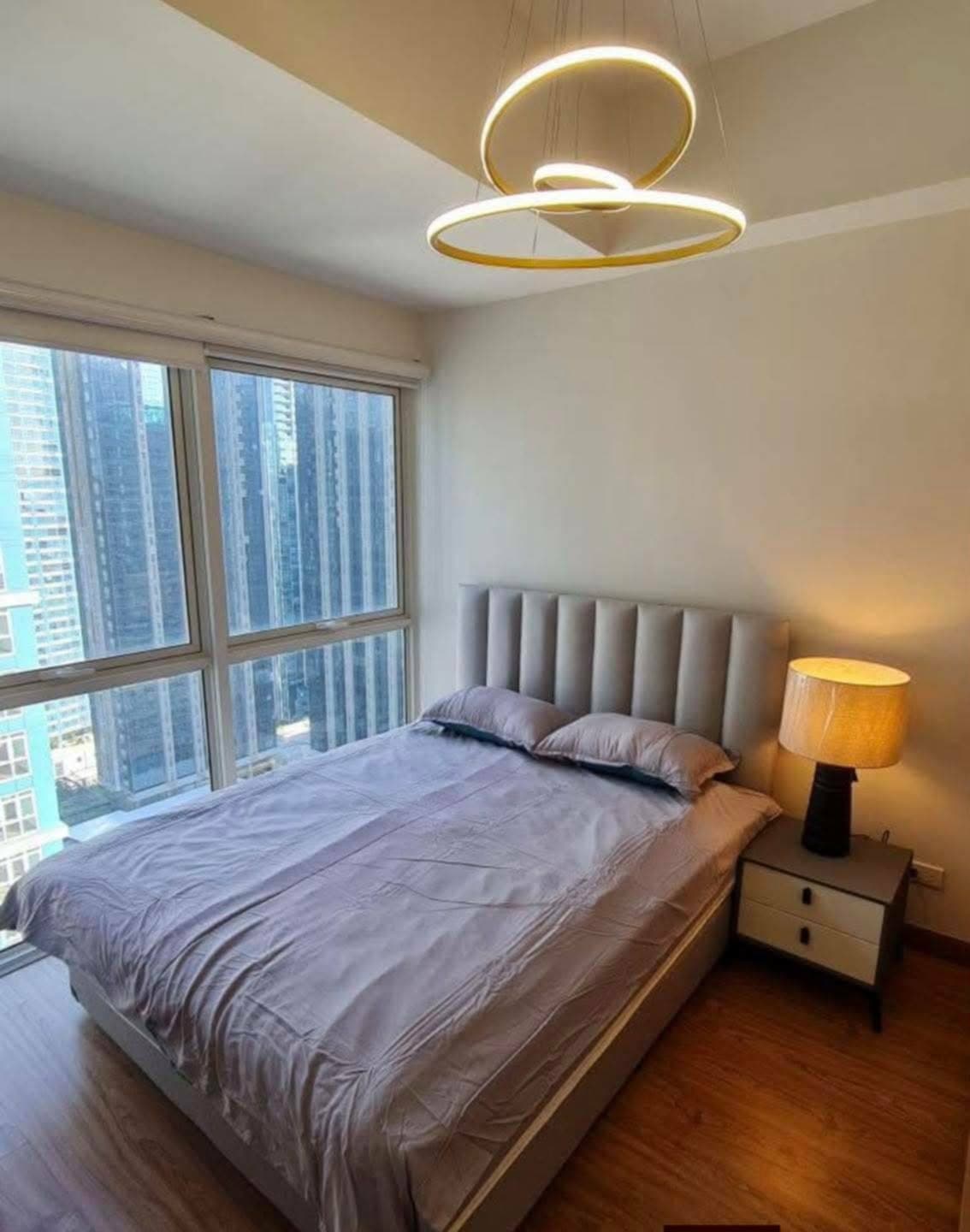For Rent 1br in Times Square West - photo 1
