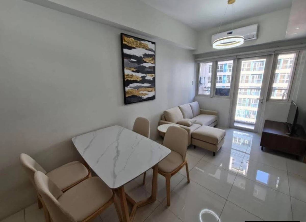 For Rent 1br in Times Square West - photo 2