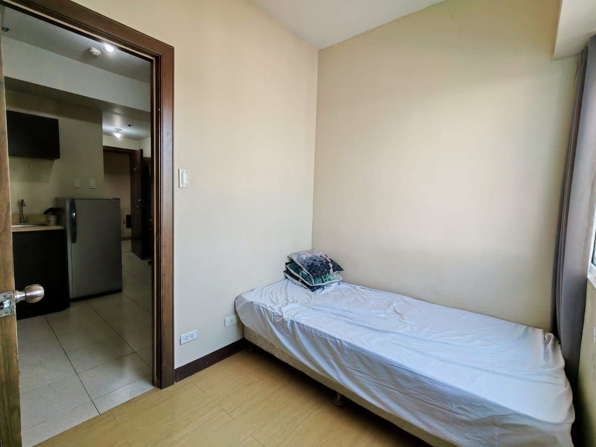 𝗔𝗳𝗳𝗼𝗿𝗱𝗮𝗯𝗹𝗲 𝗨𝗻𝗶𝘁 𝗙𝗼𝗿 𝗟𝗲𝗮𝘀𝗲 𝗮𝘁 𝗥𝗶𝗱𝗴𝗲𝘄𝗼𝗼𝗱 𝗧𝗼𝘄𝗲𝗿𝘀, 𝗧𝗮𝗴𝘂𝗶𝗴 𝗖𝗶𝘁𝘆 - photo 3