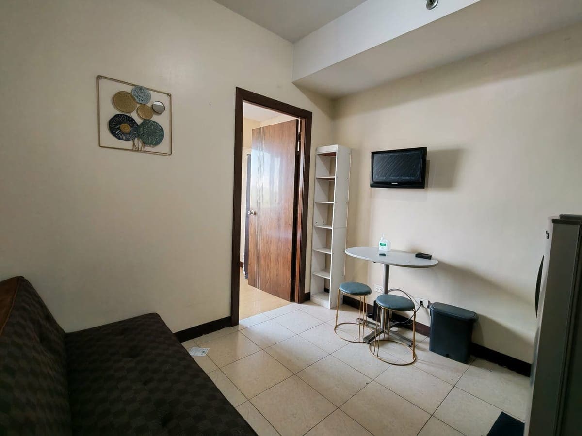 𝗔𝗳𝗳𝗼𝗿𝗱𝗮𝗯𝗹𝗲 𝗨𝗻𝗶𝘁 𝗙𝗼𝗿 𝗟𝗲𝗮𝘀𝗲 𝗮𝘁 𝗥𝗶𝗱𝗴𝗲𝘄𝗼𝗼𝗱 𝗧𝗼𝘄𝗲𝗿𝘀, 𝗧𝗮𝗴𝘂𝗶𝗴 𝗖𝗶𝘁𝘆 - photo 4