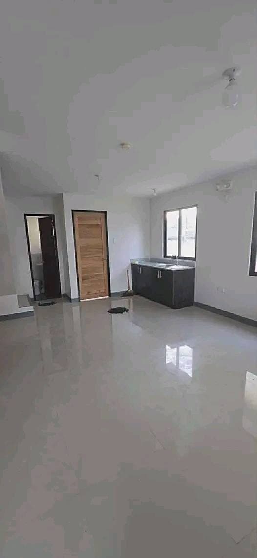 Duplex house for rent @montiera subdivision Uptown - photo 2