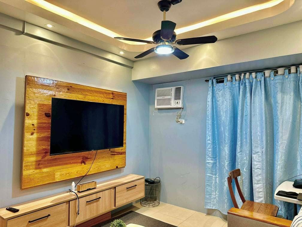 🏙️ FOR RENT: Fully Furnished 1BR Condo in Avida Towers 34th Street BGC (Tower 2) With Parking - photo 1