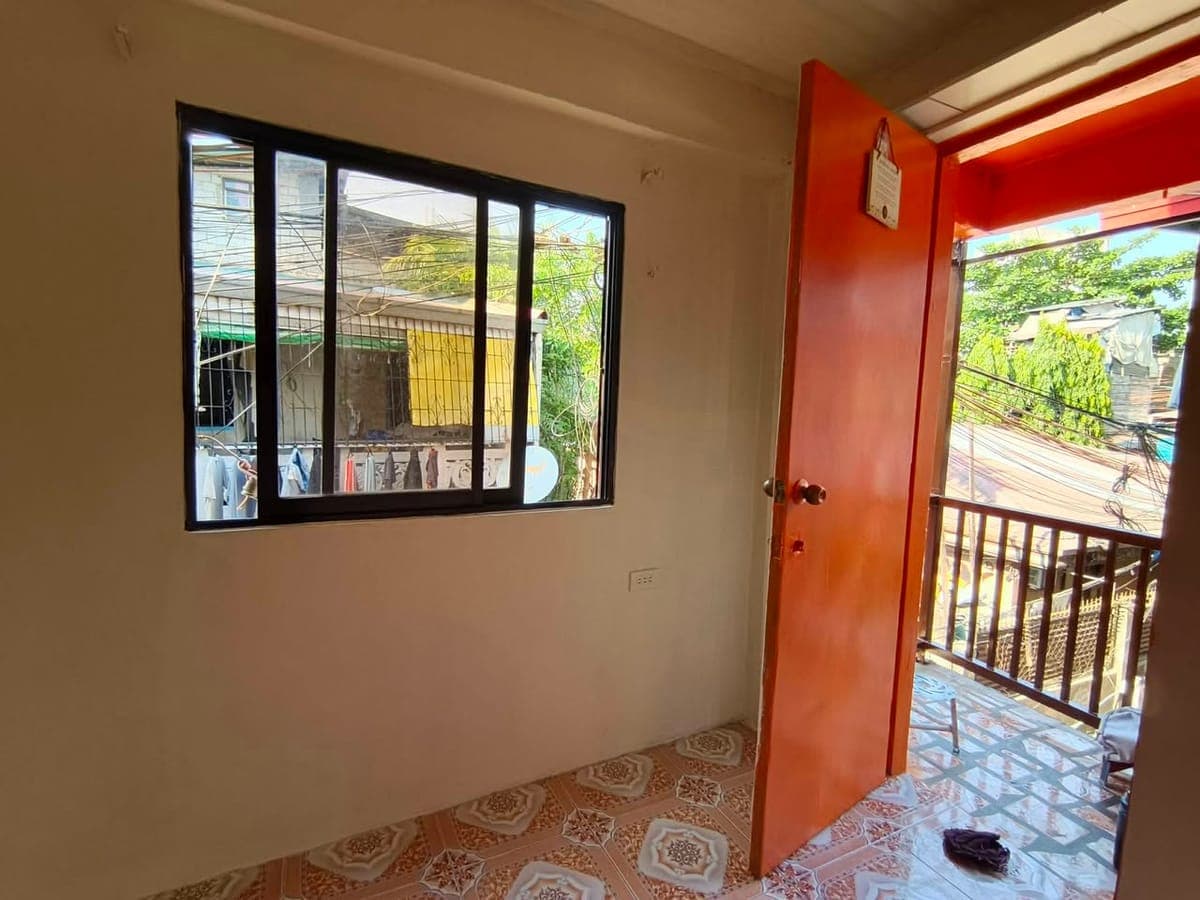 Apartment for Rent - Studio Type 2nd Flr - photo 2