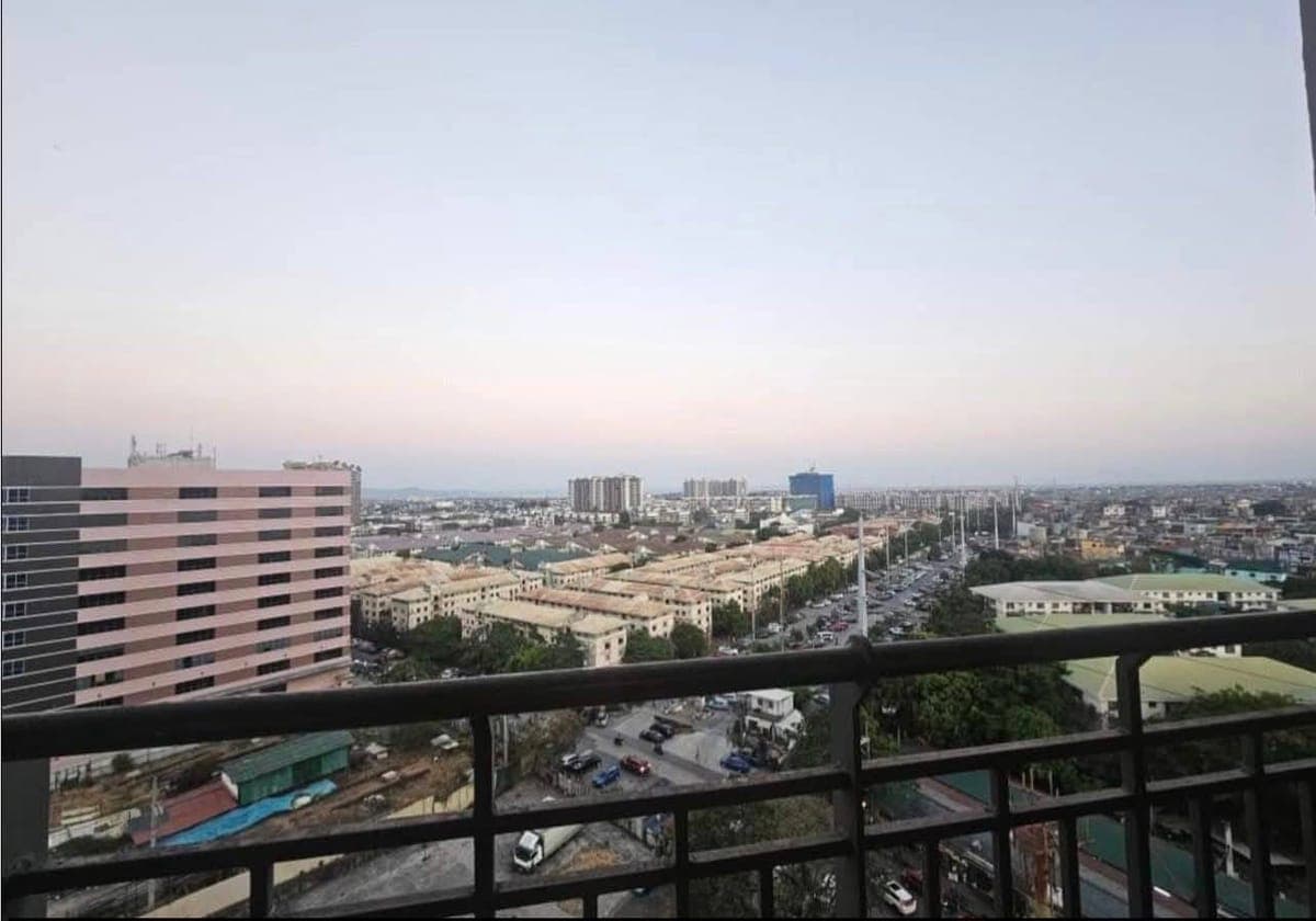 2Br in Cypress Tower Taguig for Rent (ER2108) - photo 4