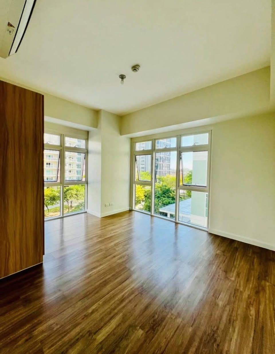 For Lease: Brand New Fully Furnished 2 Bedroom Unit at Park Cascades Arca South, Taguig - photo 2