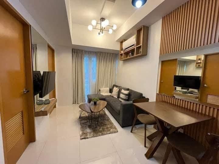 For Lease: Fully furnished 1 BR in Park Avenue, BGC, Taguig City - photo 1