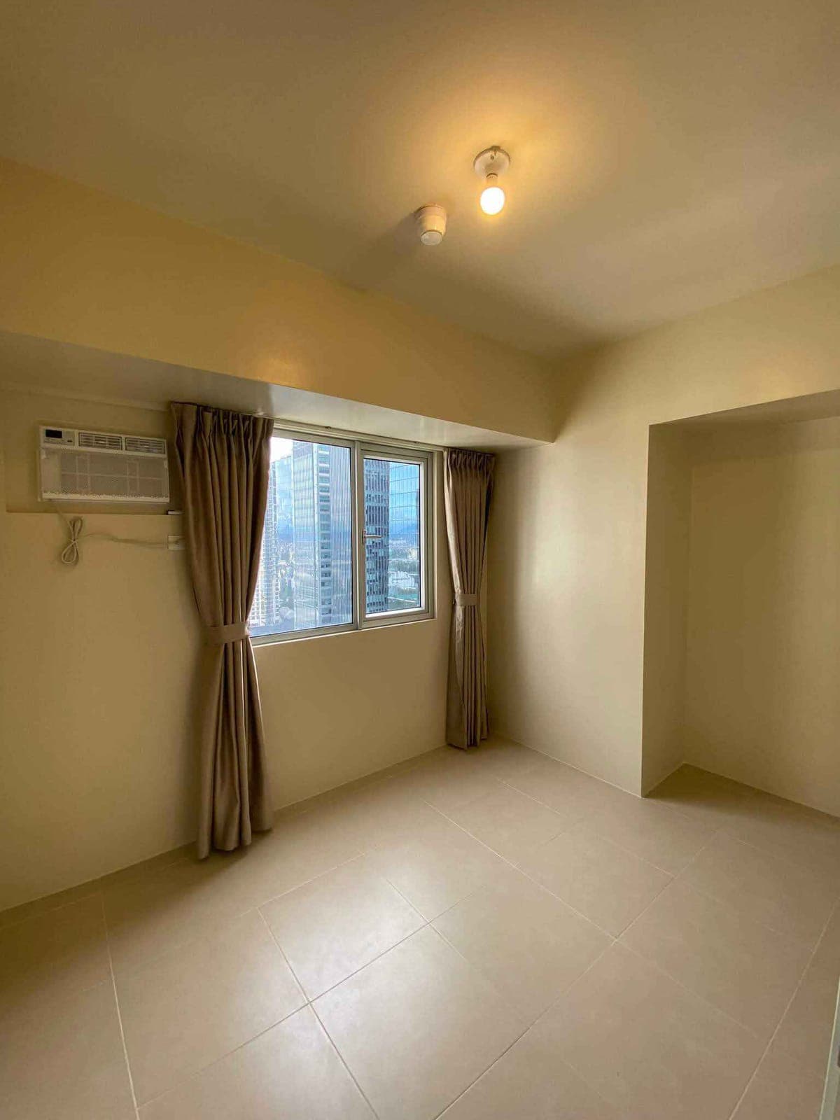 For Rent  at Avida turf  bgc tower 2 - photo 1