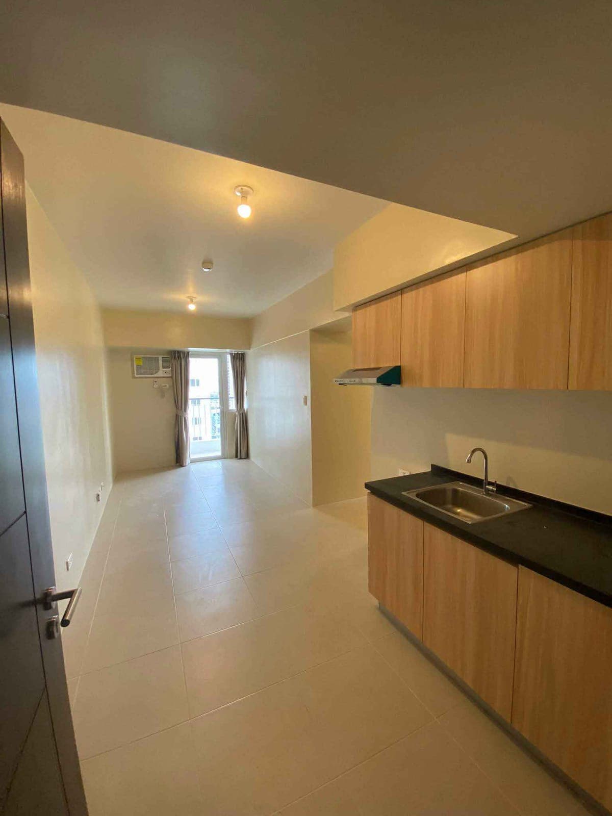 For Rent  at Avida turf  bgc tower 2 - photo 5