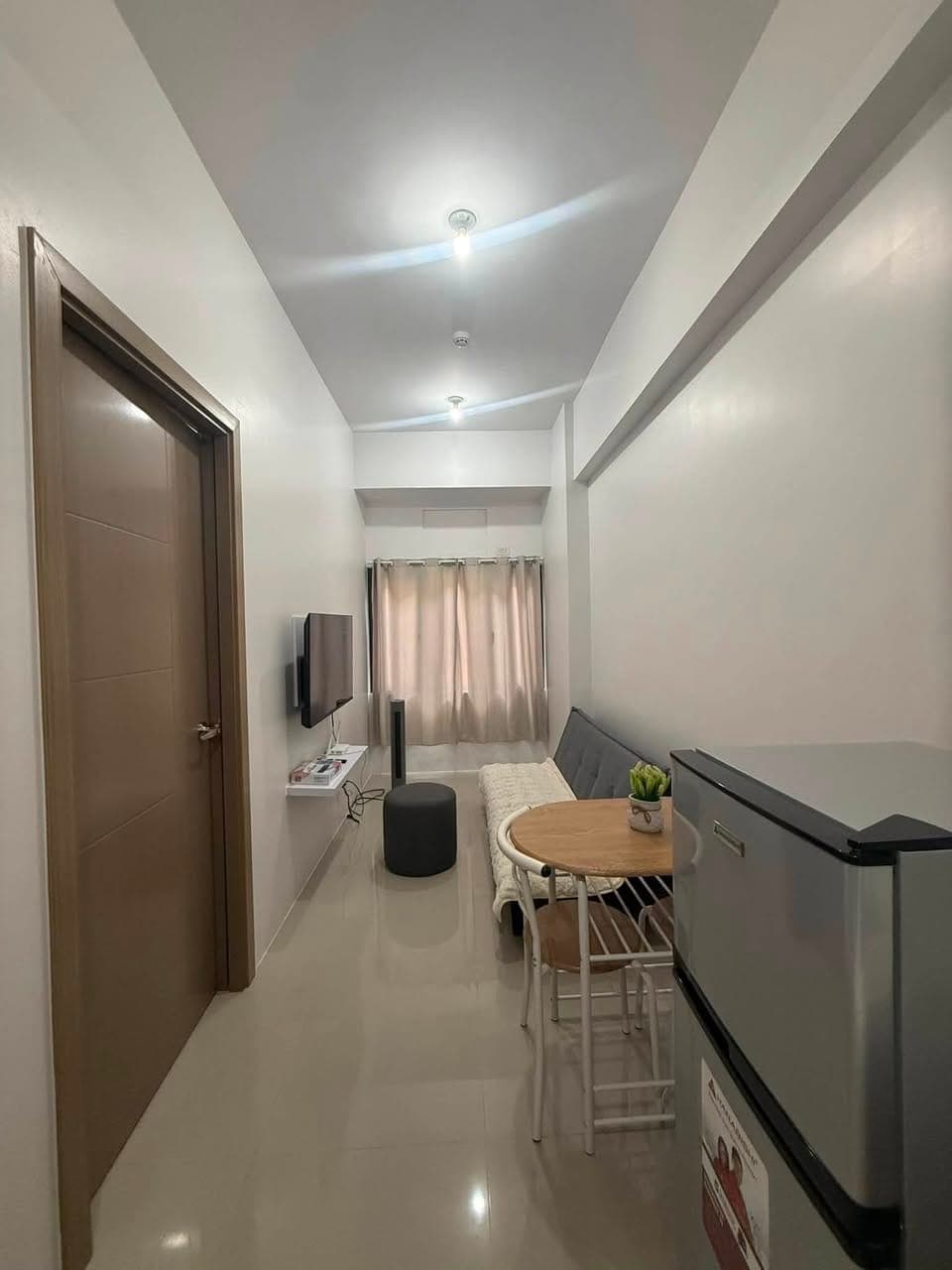 Fully Furnished Condo in Pearl Drive Commonwealth Quezon City. - photo 5