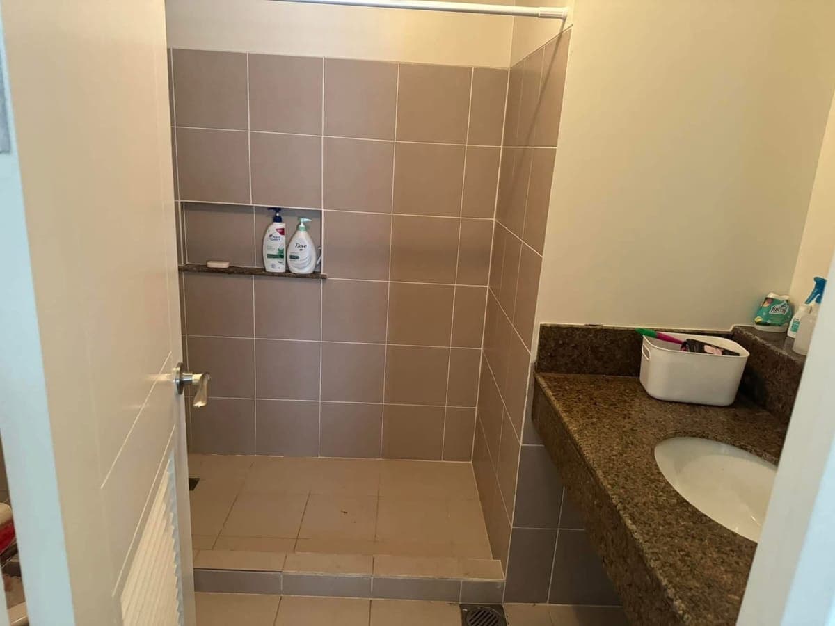 FOR LEASE FAIRLANE RESIDENCES - photo 1