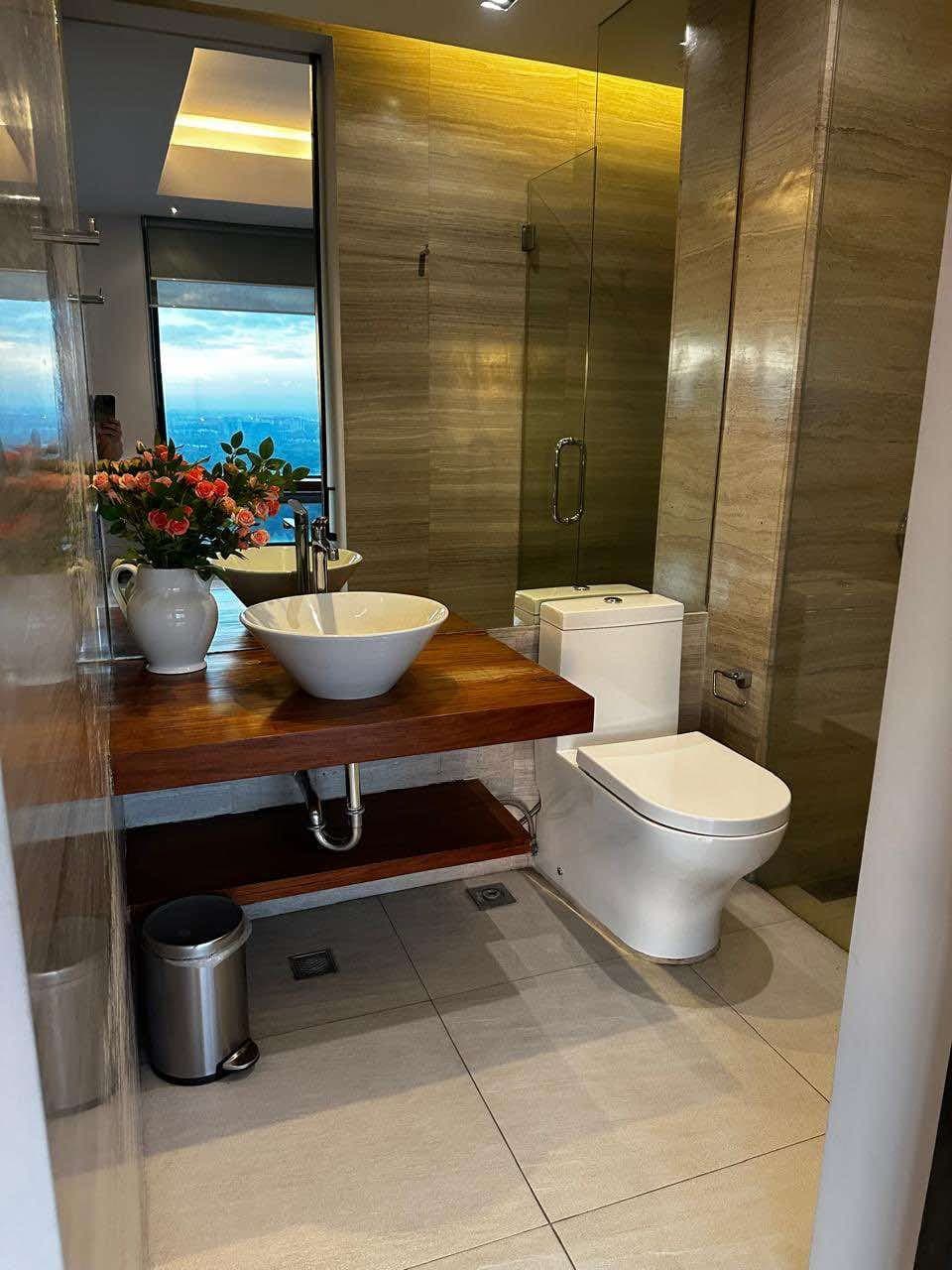 For Lease: - photo 3