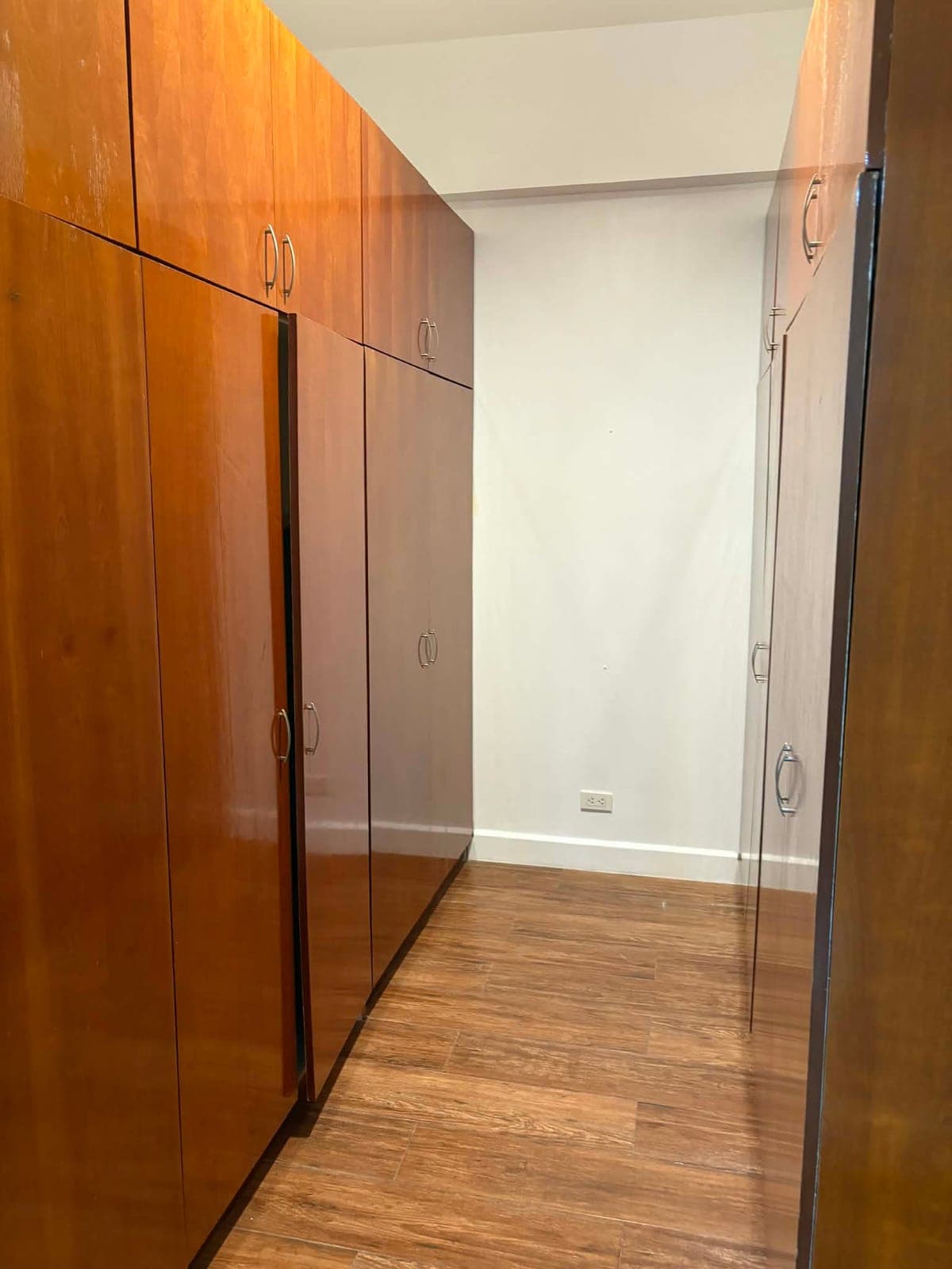 FOR LEASE: - photo 23