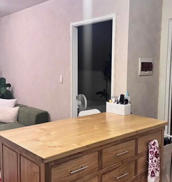 🏢 FOR RENT: 1BR w/ Balcony – Avida Turf T2 (Amenity Level) - photo 3