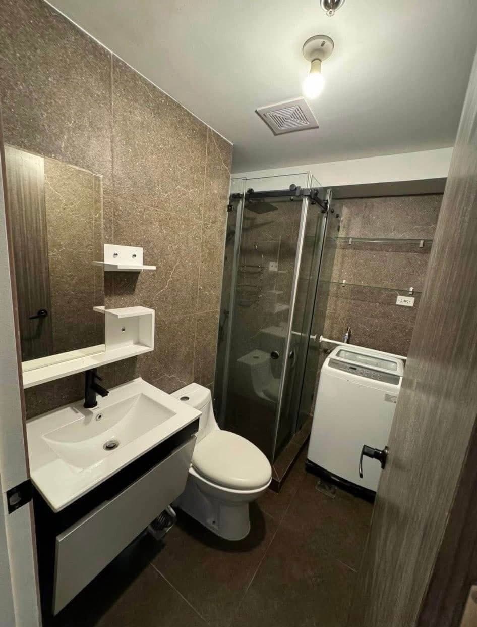 BGC CONDO UNIT FOR RENT! - photo 2