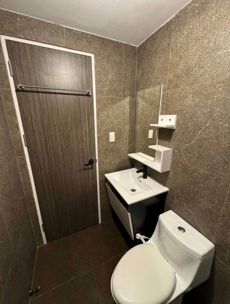 BGC CONDO UNIT FOR RENT! - photo 10