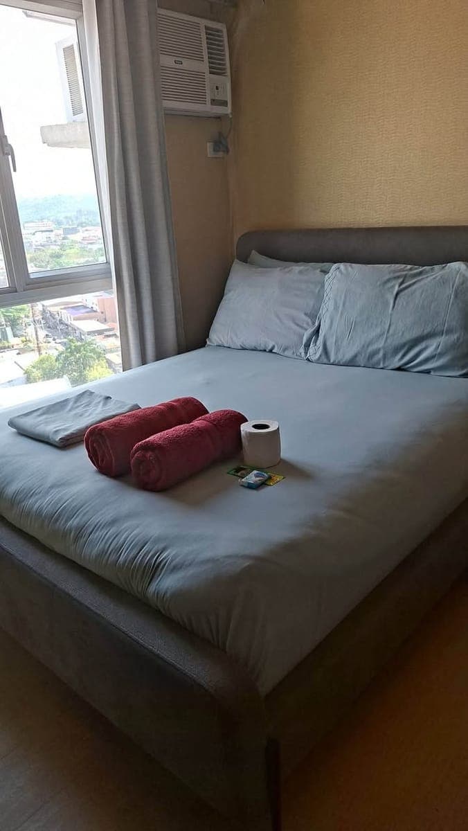 CONDO FOR RENT - photo 2