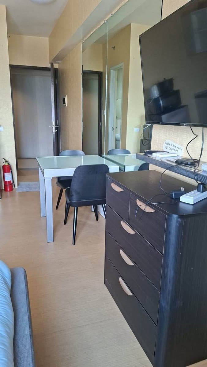 CONDO FOR RENT - photo 4