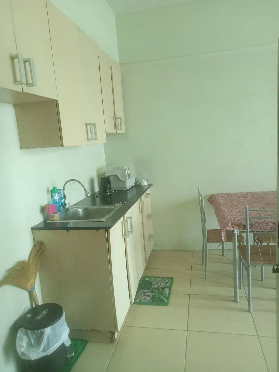 Big studio, semi furnished unit for rent at Symphony tower1 Timog-Sgt Esguerra QC, - photo 2