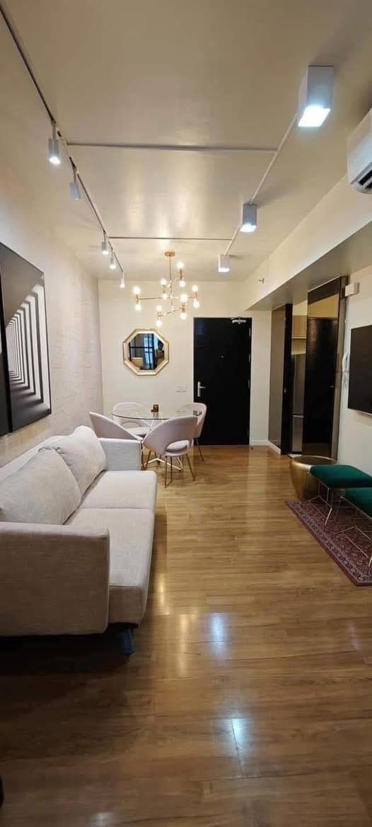 For Lease: Fully furnished 1 BR in One Maridien, BGC, Taguig City - photo 2