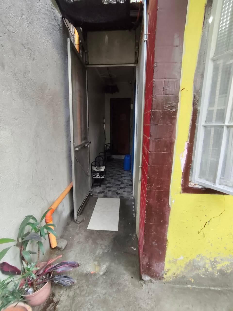 # **May few available spaces pa sa unit namin for female bedspacers!** - photo 5