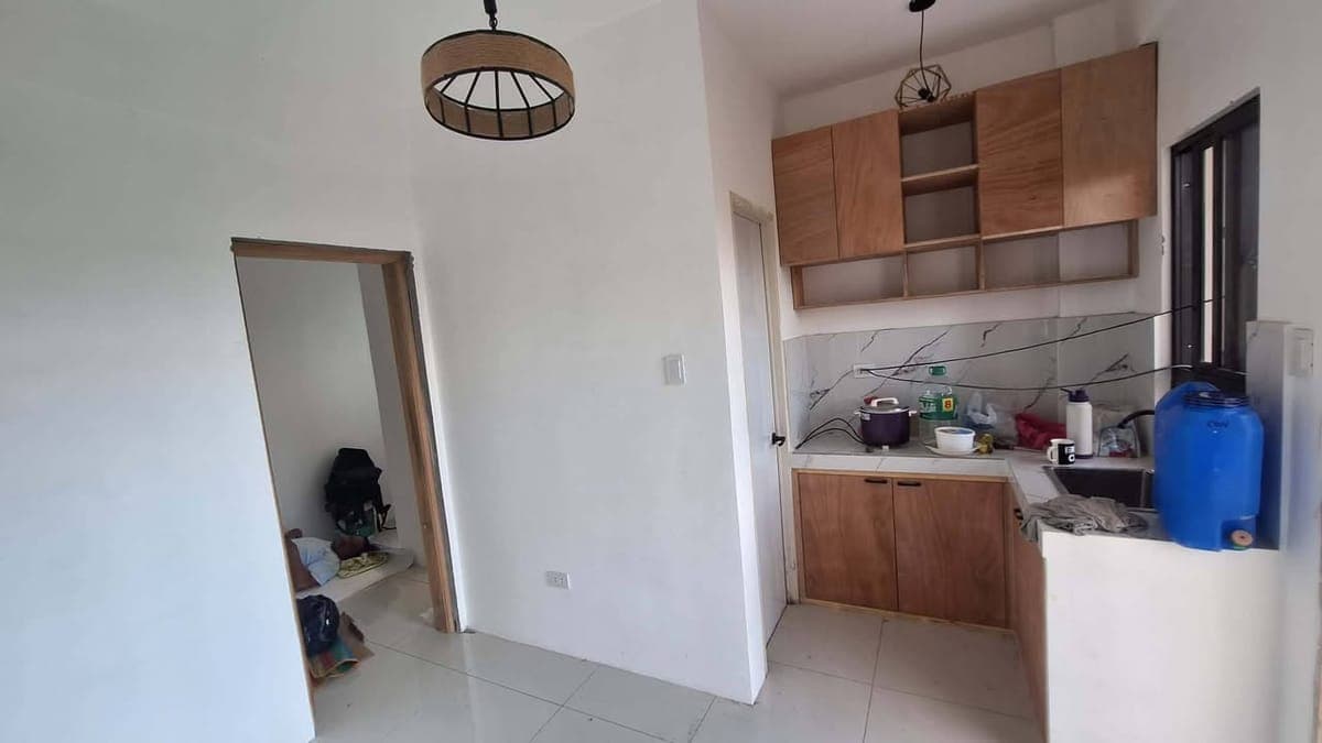 House for rent 5rum available 1st flor 10k 2nd flor 11k - photo 4