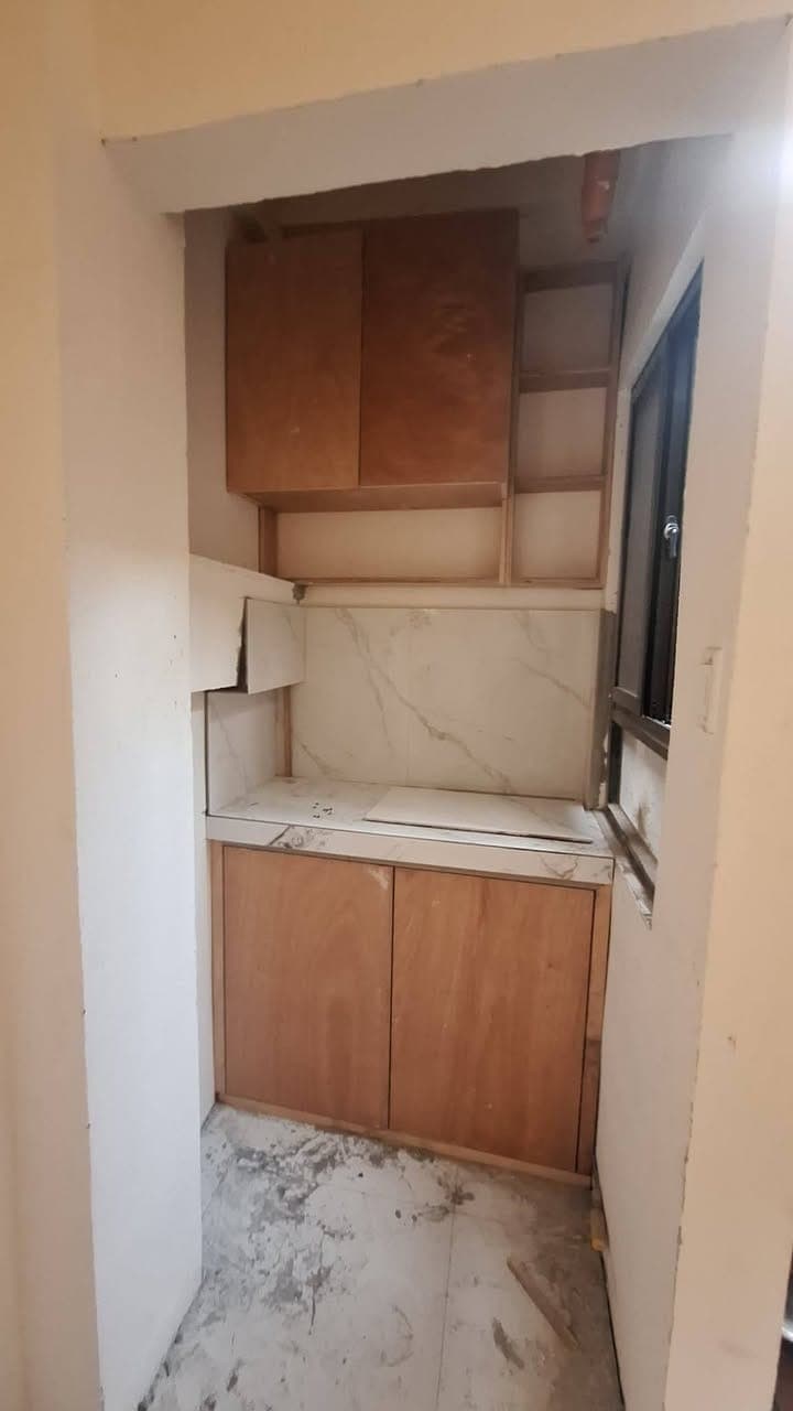 House for rent 5rum available 1st flor 10k 2nd flor 11k - photo 5