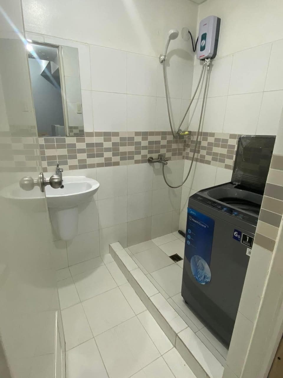 EXCHANGE REGENCY, Meralco Ave, Ortigas, Pasig City - photo 5