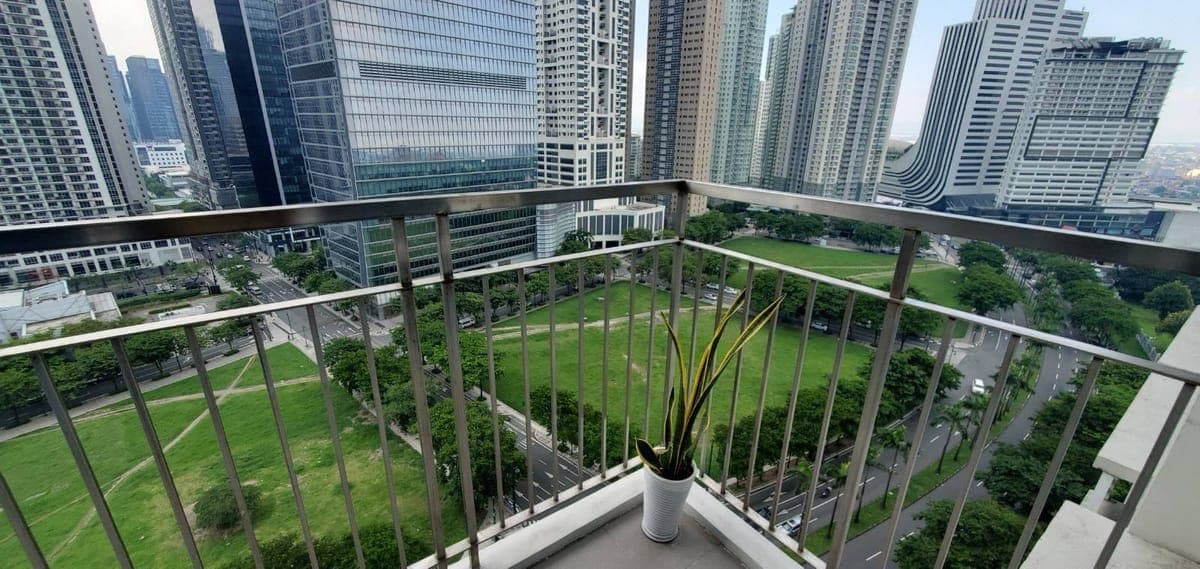 For lease: - photo 1