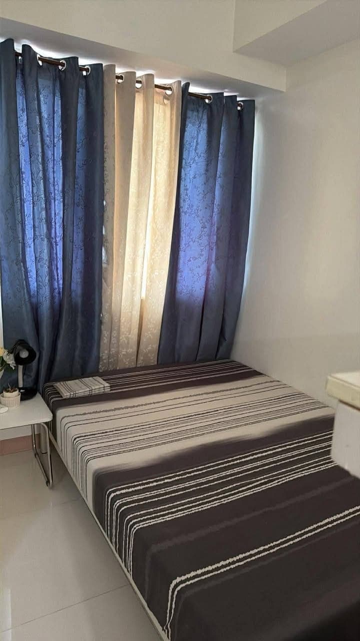 Rush CONDO For rent in QC - photo 1