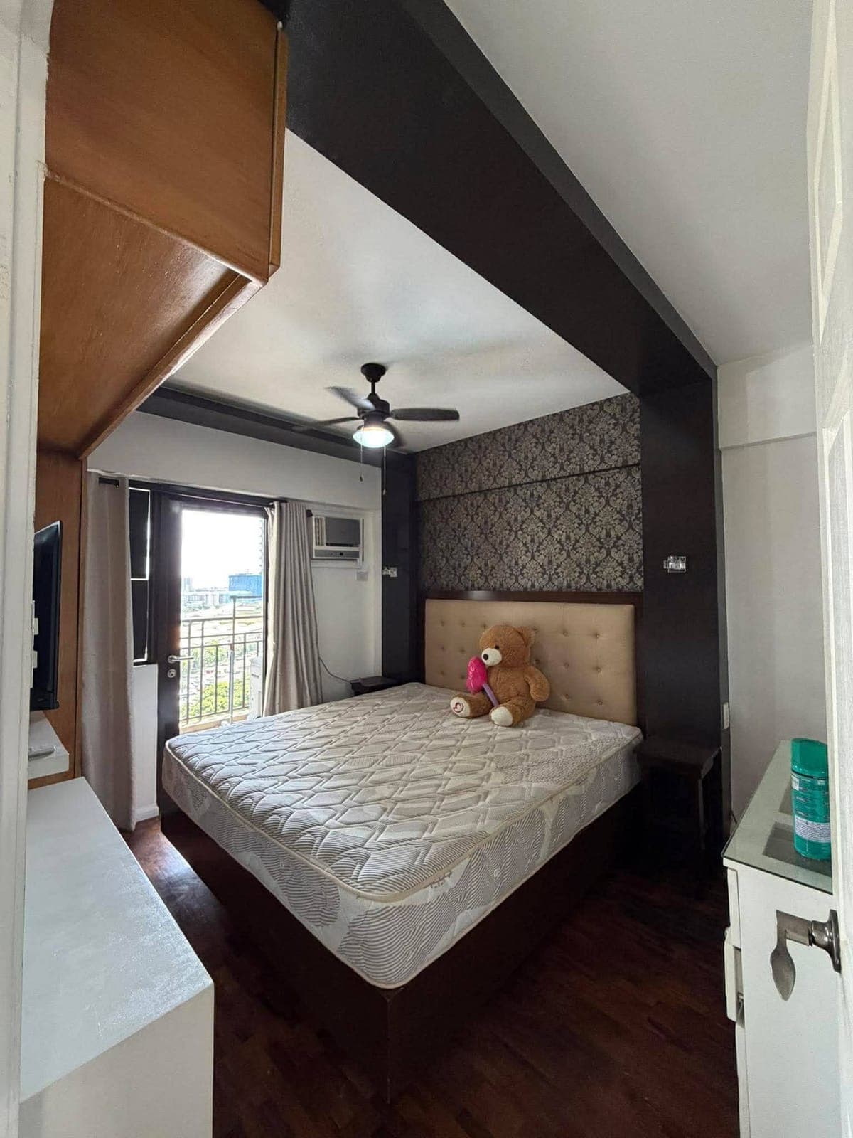 𝑭𝑶𝑹 𝑹𝑬𝑵𝑻: 3 BEDROOM with 2 Balconies | C5 Taguig - photo 12