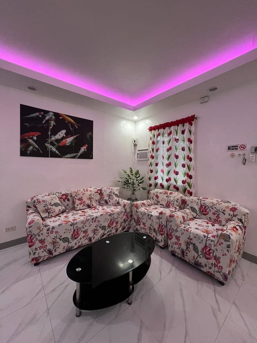 House for rent in Richwood Homes compostela Cebu . Daily weekly or monthly . - photo 1