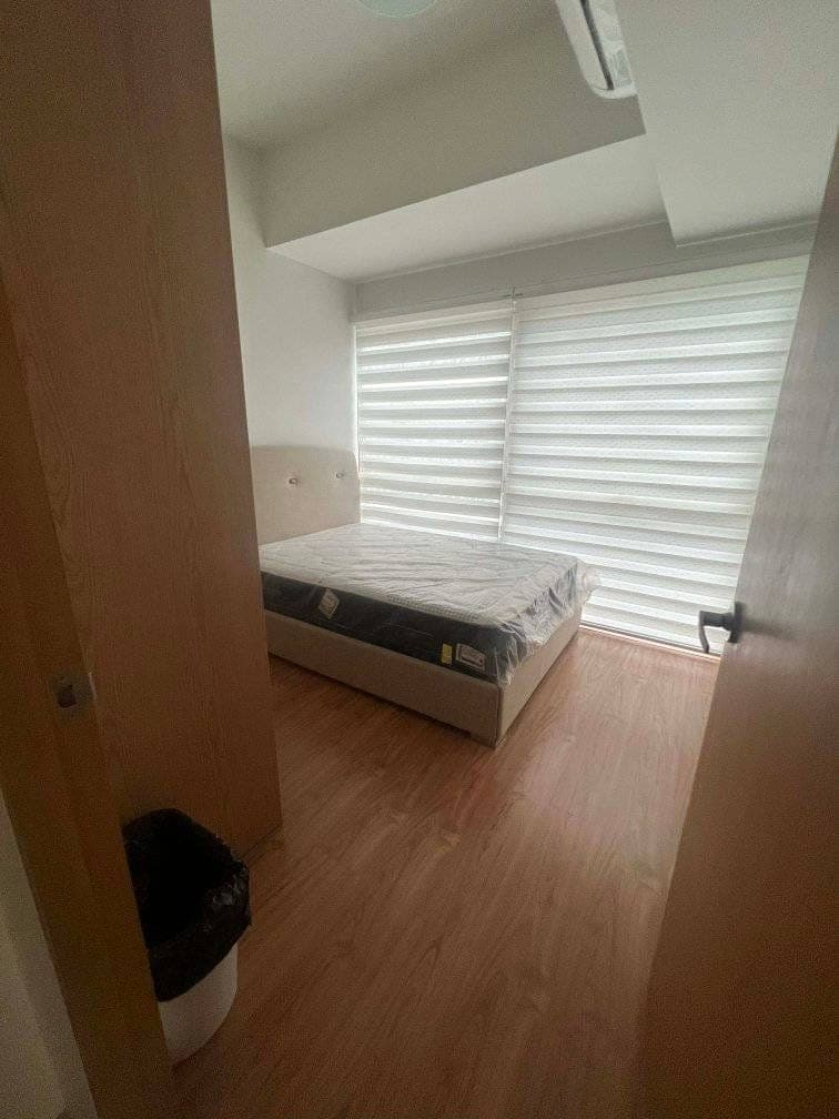 TIMES SQUARE WEST BGC - photo 1