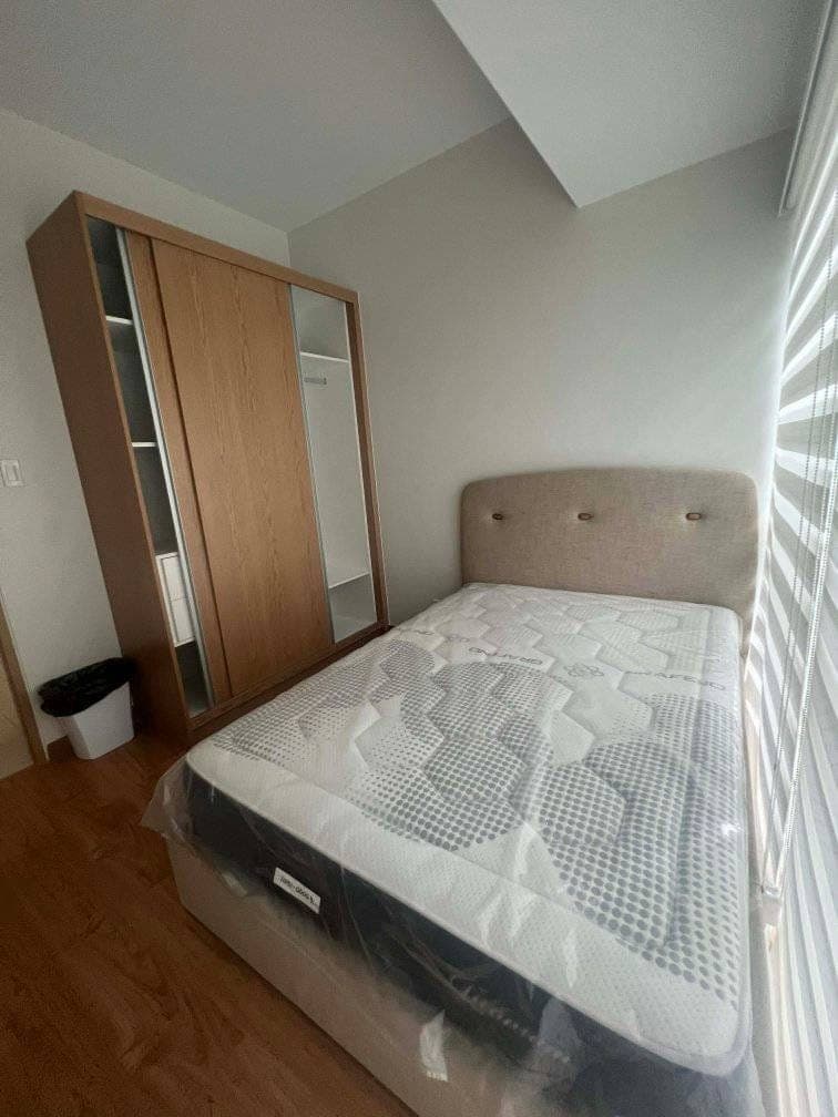 TIMES SQUARE WEST BGC - photo 2